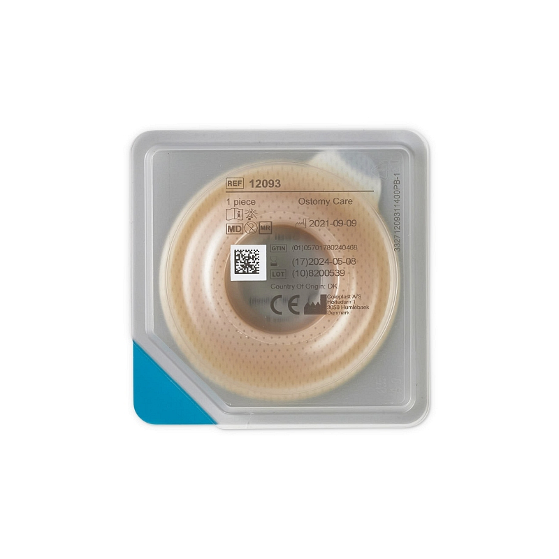 Moldable barrier ring designed to provide convexity for flush or retracted stomas and patients with folds