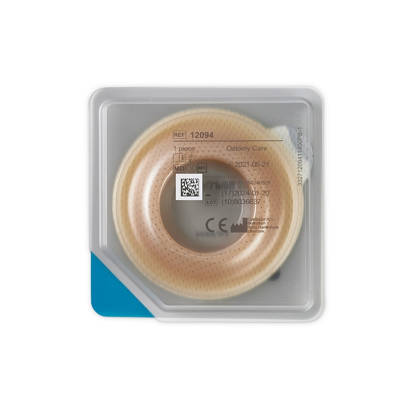 Moldable barrier ring designed to provide convexity for flush or retracted stomas and patients with folds